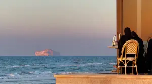 Muscat - the city between the sea and the mountains. Part 1