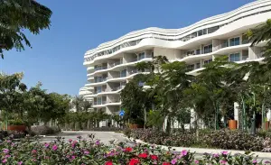 St. Regis in Oman - branded apartments by the sea